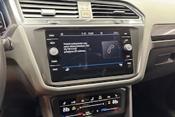 valkoinen Volkswagen Tiguan 2022 kuva 19.