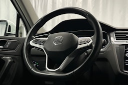 valkoinen Volkswagen Tiguan 2022 kuva 18.
