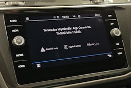valkoinen Volkswagen Tiguan 2022 kuva 23.