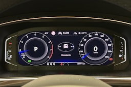 harmaa Volkswagen Tiguan 2023 kuva 21.