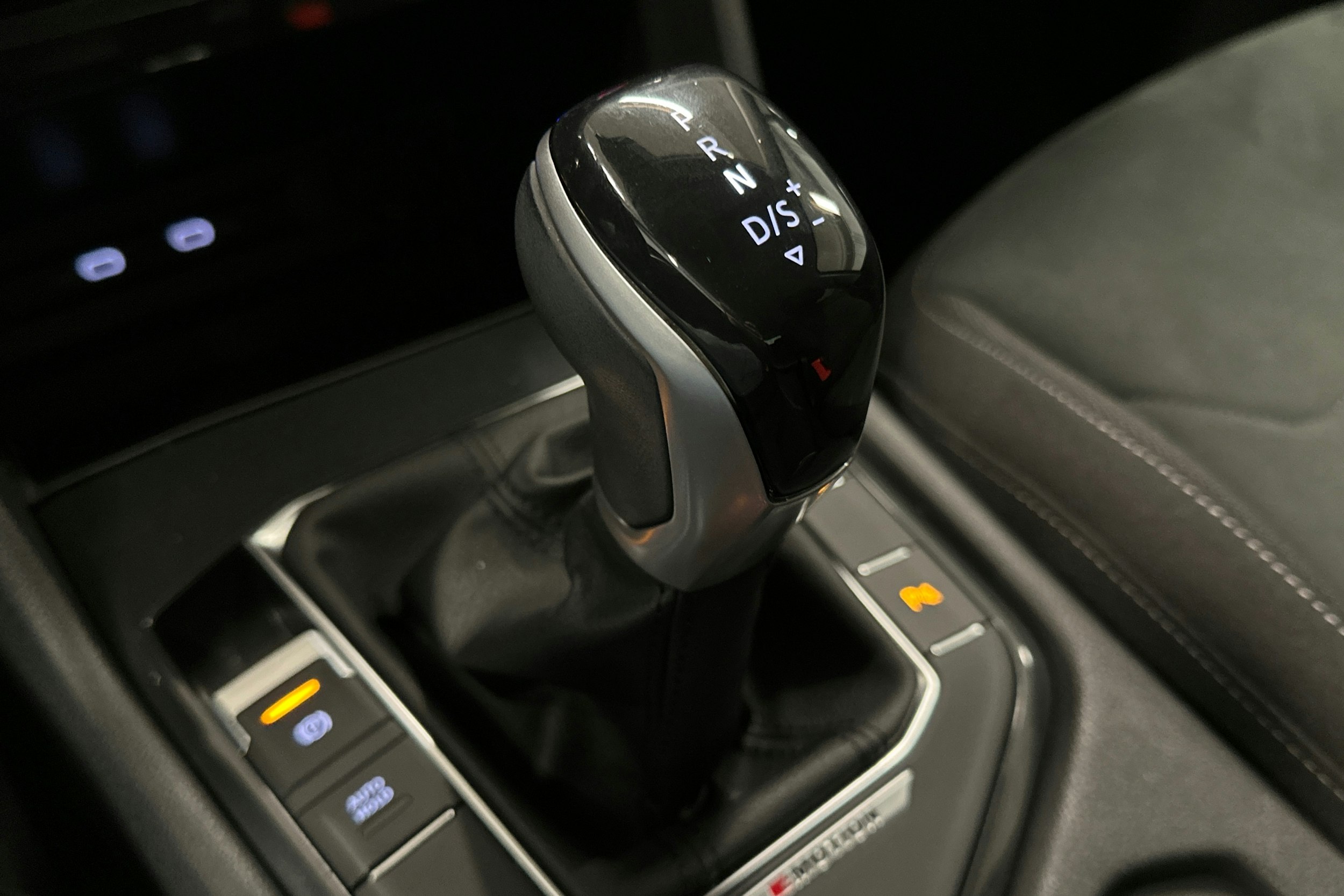 harmaa Volkswagen Tiguan 2023 kuva 27.