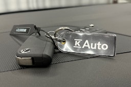 harmaa Volkswagen Tiguan 2023 kuva 29.