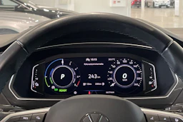 harmaa Volkswagen Tiguan 2023 kuva 13.