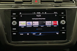 harmaa Volkswagen Tiguan 2023 kuva 17.