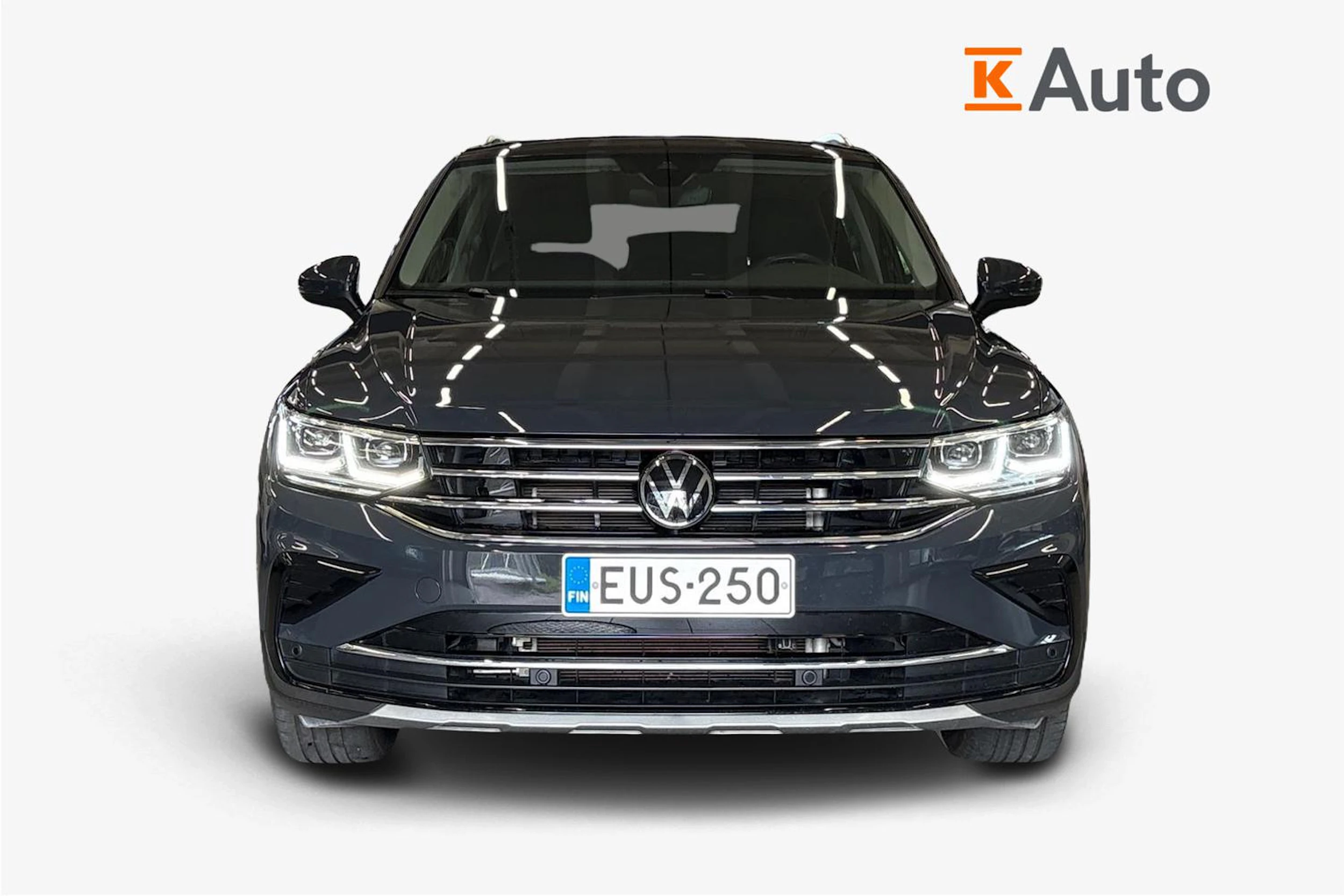 harmaa Volkswagen Tiguan 2023 kuva 4.