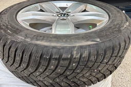 met. sininen Volkswagen Tiguan 2024 kuva 15.
