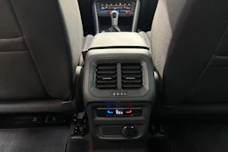 met. sininen Volkswagen Tiguan 2024 kuva 17.