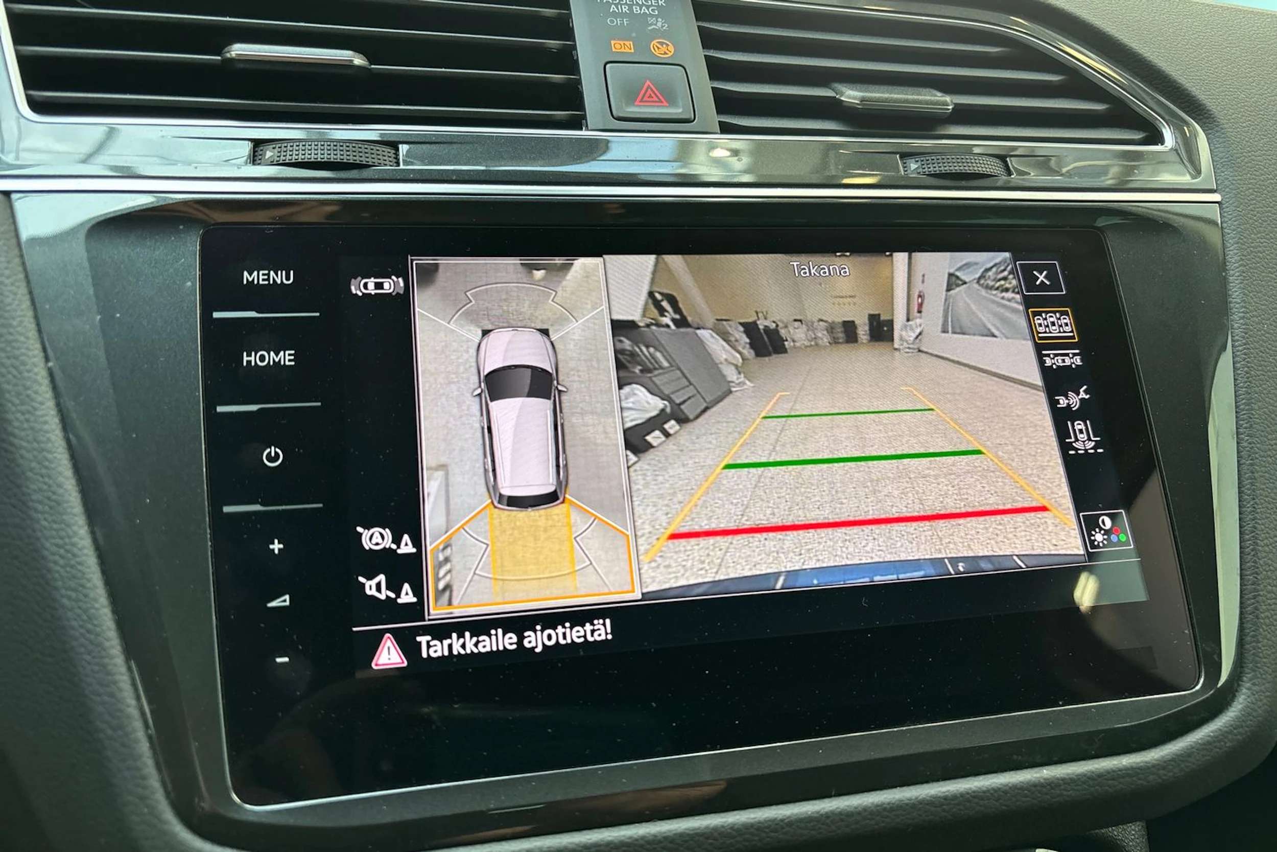 met. sininen Volkswagen Tiguan 2024 kuva 23.