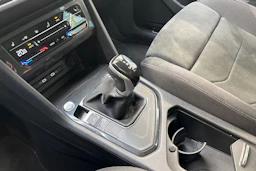 met. sininen Volkswagen Tiguan 2024 kuva 25.