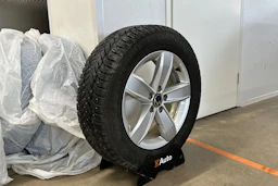 harmaa Volkswagen Tiguan 2023 kuva 13.