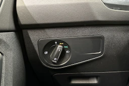 harmaa Volkswagen Tiguan 2023 kuva 26.