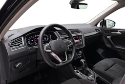 musta Volkswagen Tiguan 2023 kuva 6.