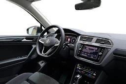 musta Volkswagen Tiguan 2023 kuva 7.