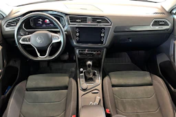 Valkoinen Volkswagen Tiguan 2023 kuva 7.