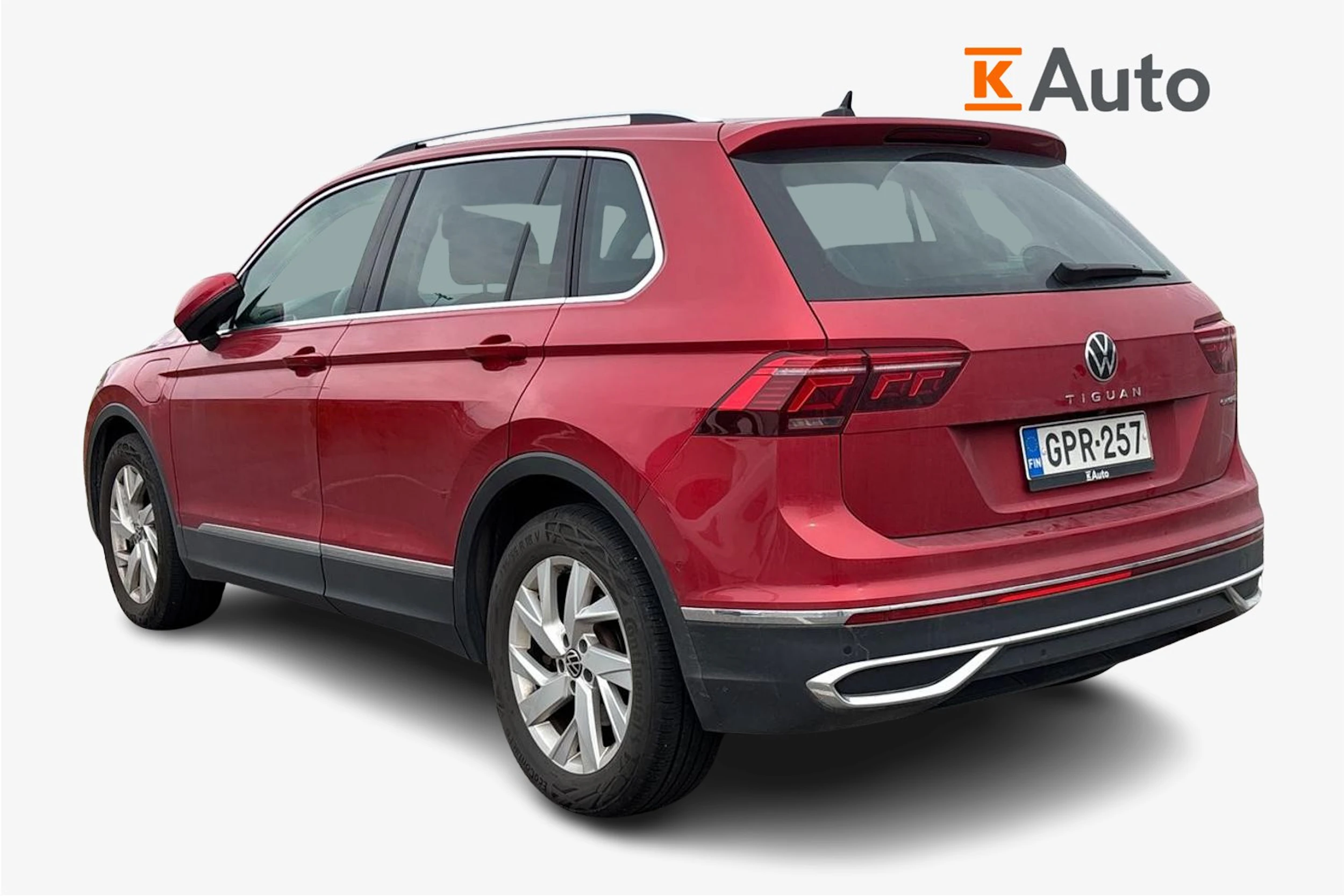 Punainen Volkswagen Tiguan 2023 kuva 2.