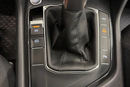 musta Volkswagen Tiguan 2023 kuva 25.