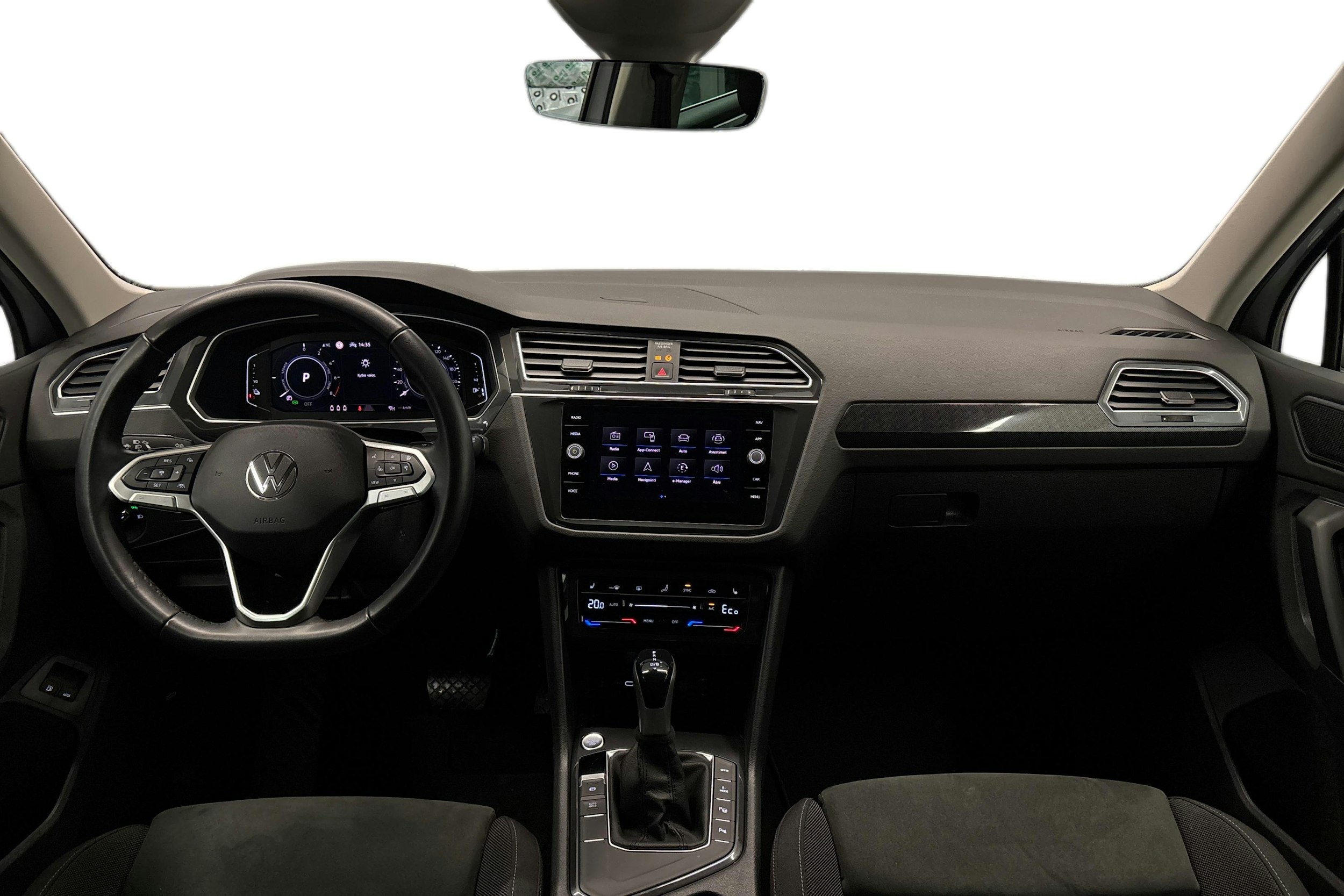 Harmaa Volkswagen Tiguan 2023 kuva 9.