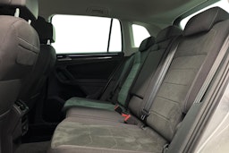 Harmaa Volkswagen Tiguan 2023 kuva 10.