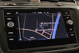 Harmaa Volkswagen Tiguan 2023 kuva 23.