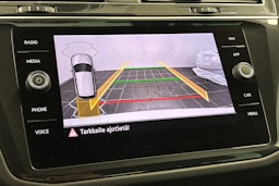 Harmaa Volkswagen Tiguan 2023 kuva 27.