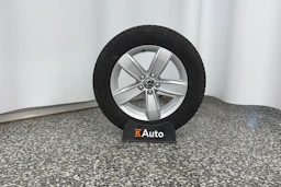 harmaa Volkswagen Tiguan 2023 kuva 13.