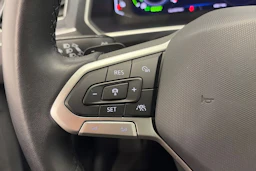 harmaa Volkswagen Tiguan 2023 kuva 21.