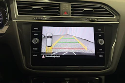 harmaa Volkswagen Tiguan 2023 kuva 24.