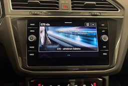 harmaa Volkswagen Tiguan 2023 kuva 29.