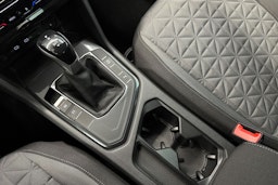 harmaa Volkswagen Tiguan 2023 kuva 21.