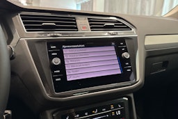 harmaa Volkswagen Tiguan 2023 kuva 27.