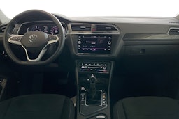 sininen Volkswagen Tiguan 2023 kuva 9.