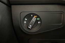 sininen Volkswagen Tiguan 2023 kuva 17.