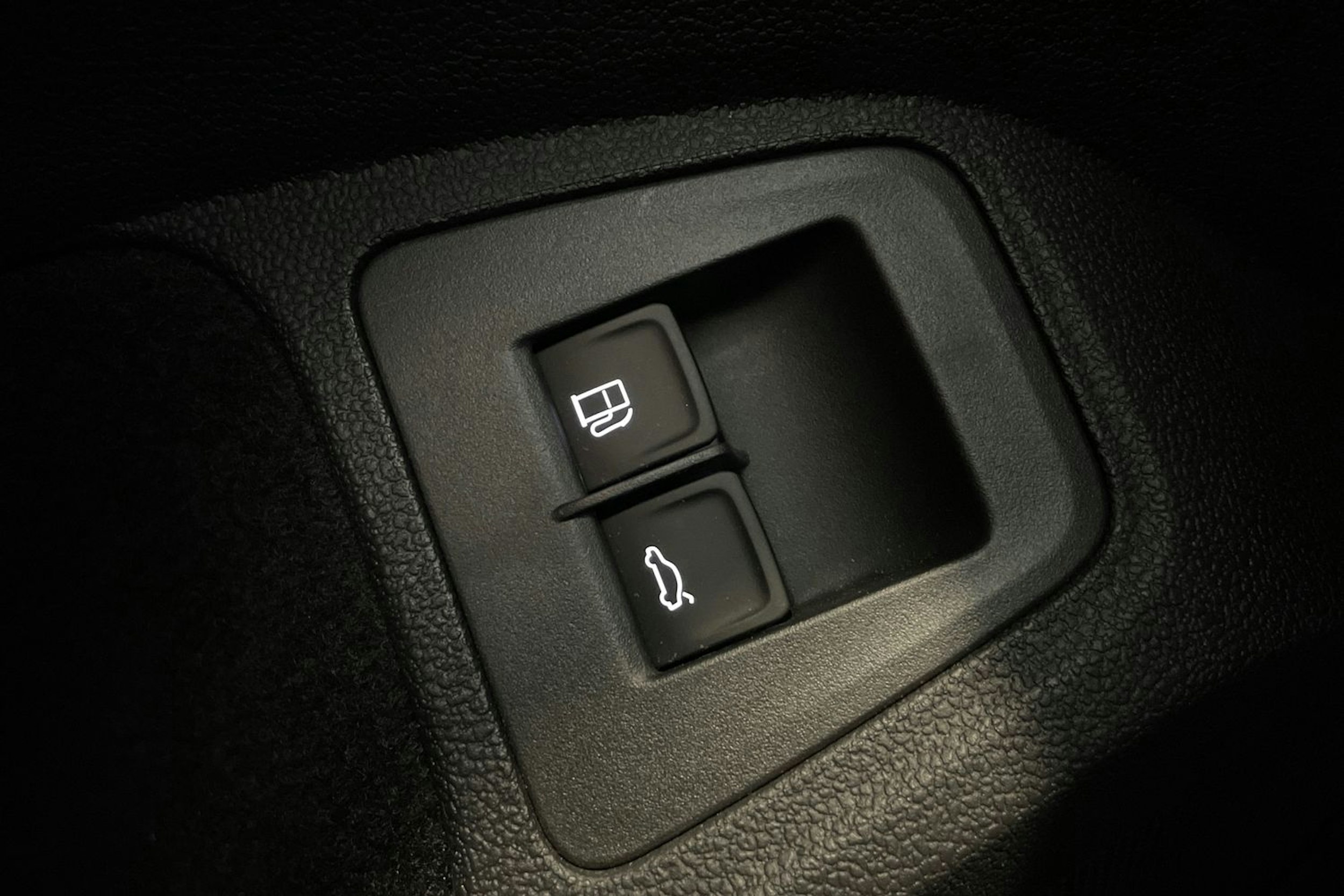 sininen Volkswagen Tiguan 2023 kuva 19.