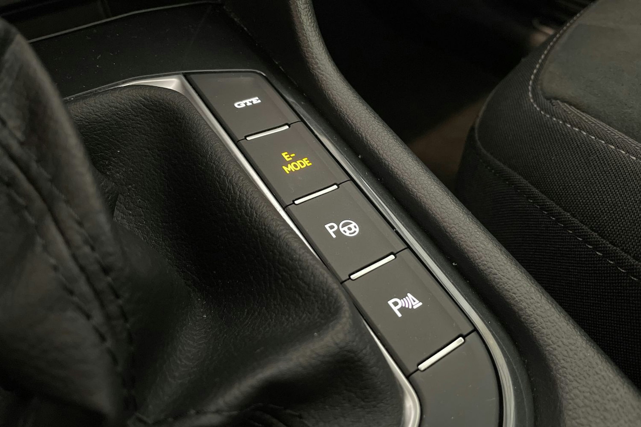 sininen Volkswagen Tiguan 2023 kuva 25.