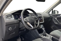 valkoinen Volkswagen Tiguan 2023 kuva 7.