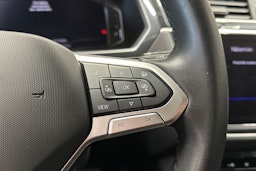 valkoinen Volkswagen Tiguan 2023 kuva 25.