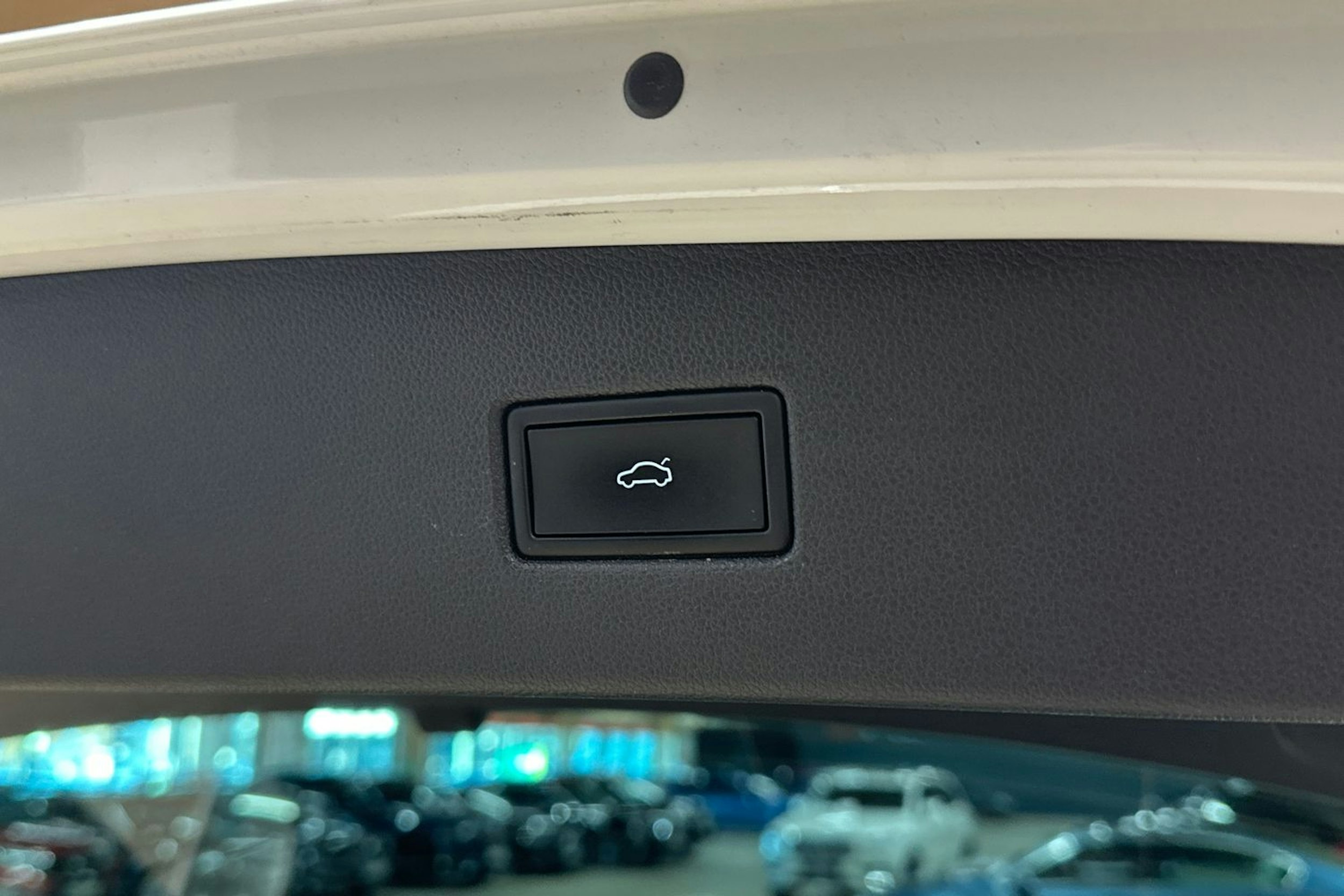 valkoinen Volkswagen Tiguan 2023 kuva 31.