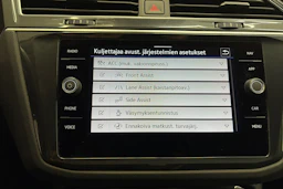 harmaa Volkswagen Tiguan 2023 kuva 25.