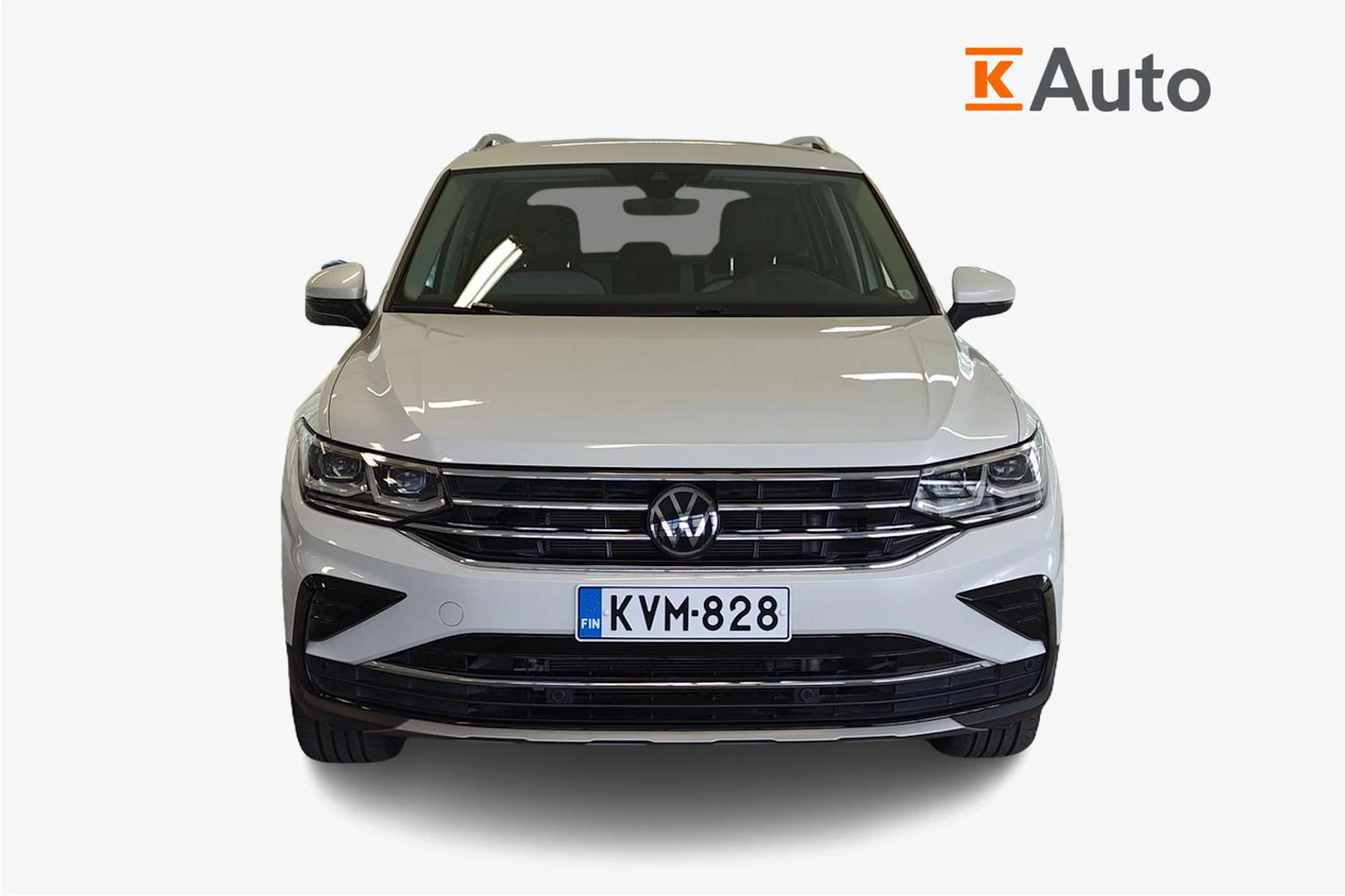 valkoinen Volkswagen Tiguan 2023 kuva 5.