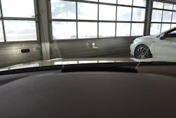 valkoinen Volkswagen Tiguan 2023 kuva 17.