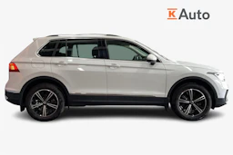Valkoinen Volkswagen Tiguan 2023 kuva 7.