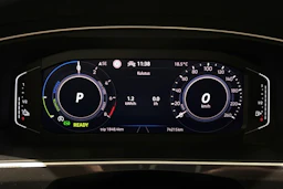 harmaa Volkswagen Tiguan 2023 kuva 19.