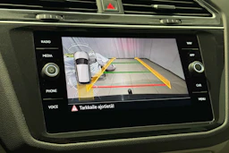 harmaa Volkswagen Tiguan 2023 kuva 20.