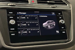 harmaa Volkswagen Tiguan 2023 kuva 27.