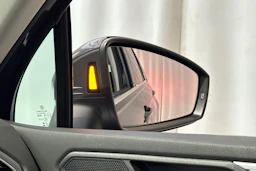 harmaa Volkswagen Tiguan 2023 kuva 30.