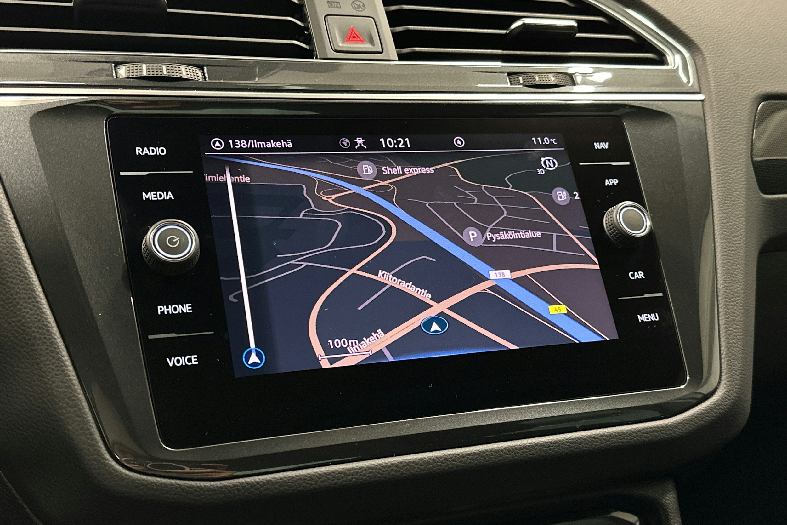 valkoinen Volkswagen Tiguan 2023 kuva 23.