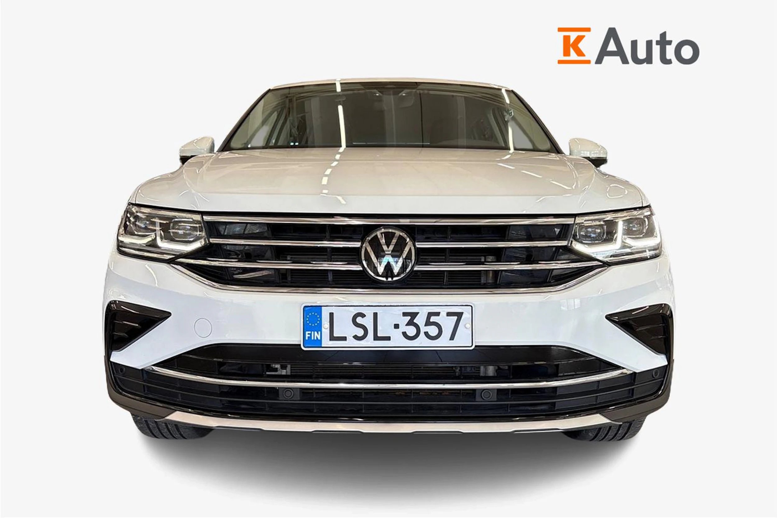 valkoinen Volkswagen Tiguan 2023 kuva 4.