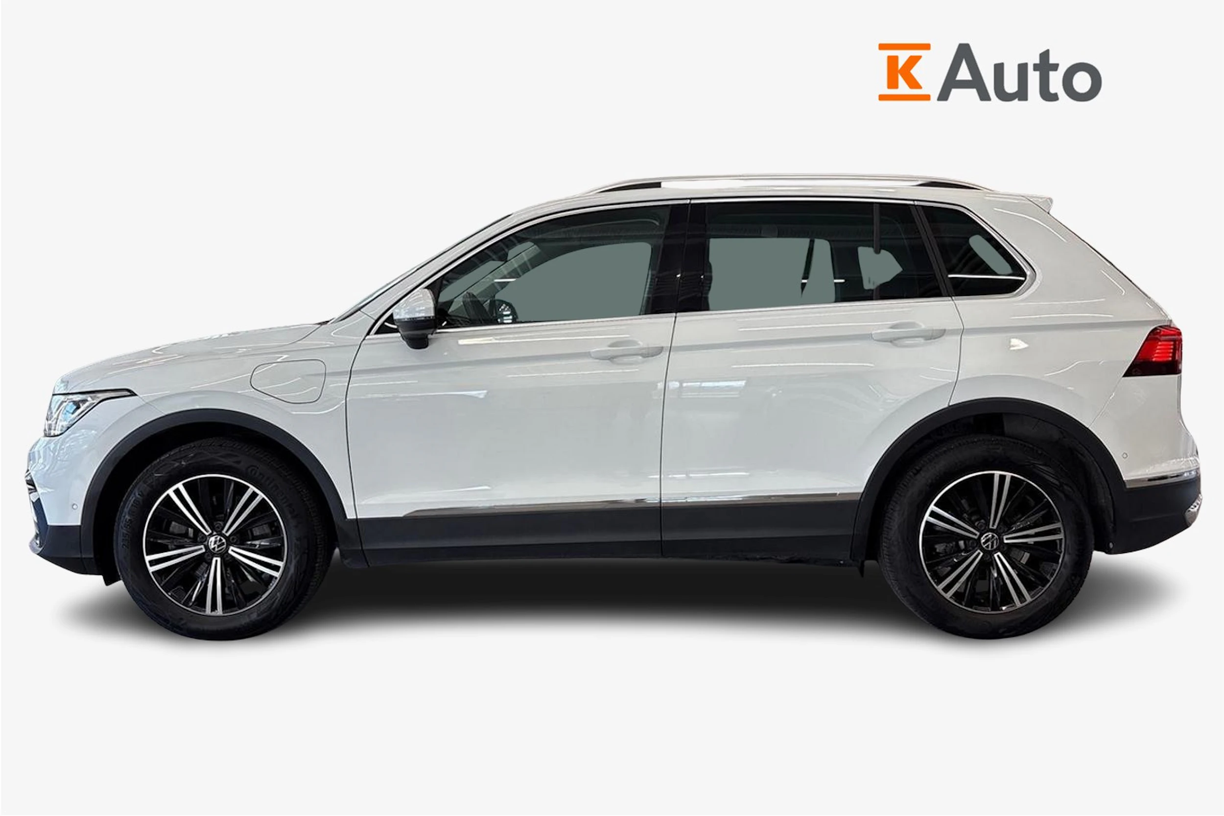 valkoinen Volkswagen Tiguan 2023 kuva 5.