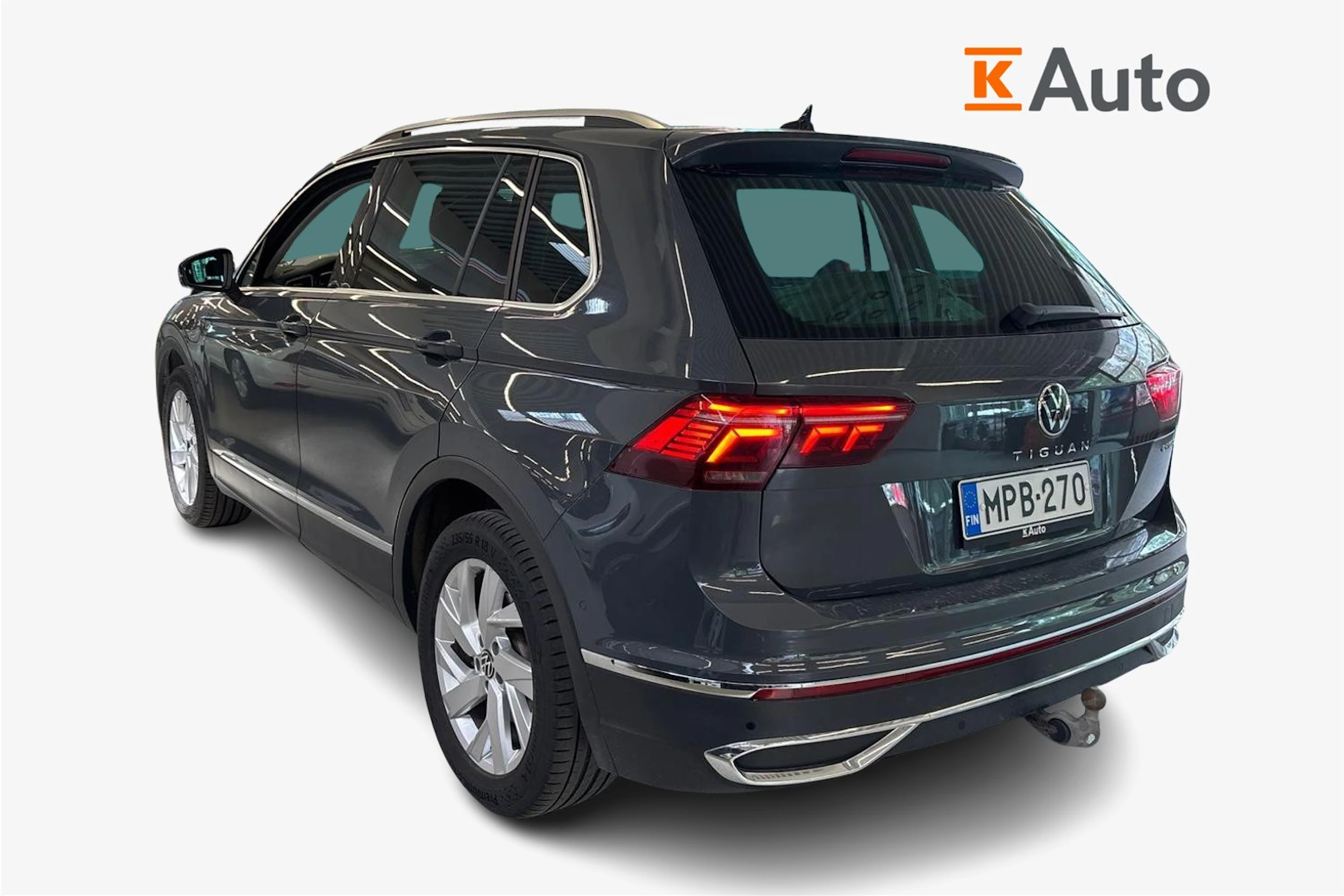 Harmaa Volkswagen Tiguan 2023 kuva 2.