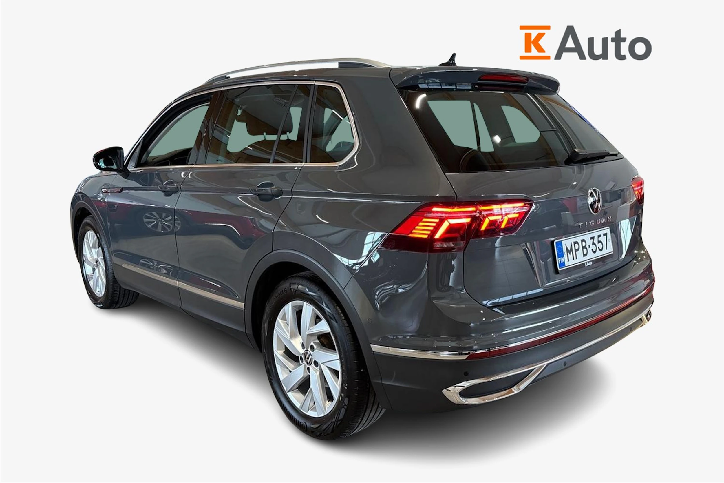 Harmaa Volkswagen Tiguan 2023 kuva 3.